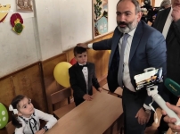 «Նոր Հայաստանում պետք է երեխային պատրաստել թռիչքի»․ Վարչապետ (տեսանյութը՝ «Ազատություն» ռադիոկայանի)
