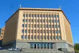Հայաստանի ամերիկյան համալսարանի պրոֆեսորները և աշխատակիցները պահանջում են կառավարության հրաժարականը