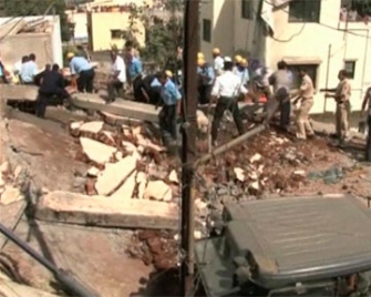 Հնդկաստանում 7-հարկանի շենքի փլուզման հետևանքով 27 մարդ է մահացել