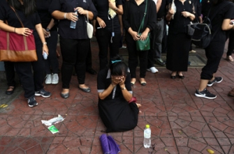 Թաիլանդի իշխանությունները թույլ չեն տա սև հագուստի գնաճ