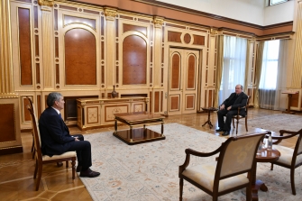 Նախագահ Արմեն Սարգսյանը հանդիպել է «Հանրապետություն» կուսակցության նախագահ Արամ Սարգսյանի հետ