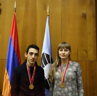 Հաղթել են Հայկ Մարտիրոսյանն ու Մարիա Կուրսովան