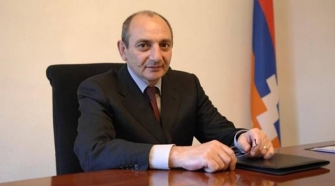 Բակո Սահակյանը գրասենյակ է ձևավորում