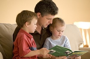 ՌԴ-ում ծնողների միայն տասը տոկոսն է գիրք կարդում իր նախադպրոցական տարիքի երեխաների համար