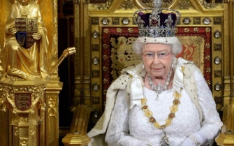 Թագուհին որոշել է հրաժարվել թագից