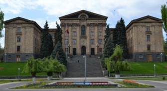 Փորձում է «աչոկներ» հավաքել